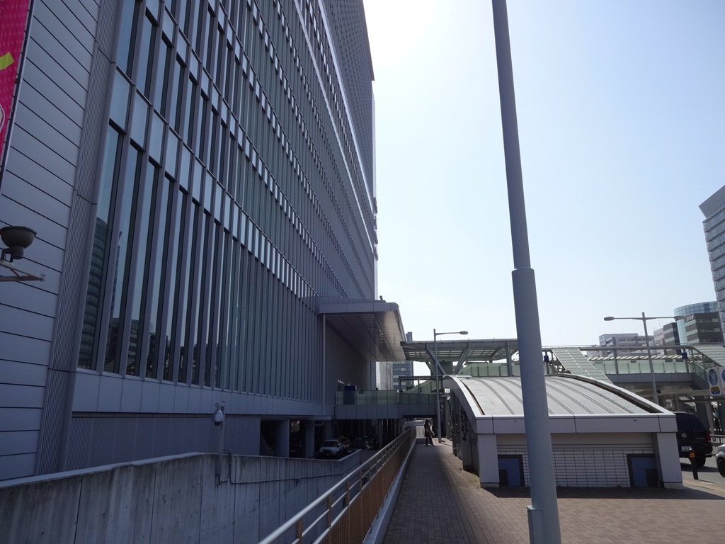 新横浜駅