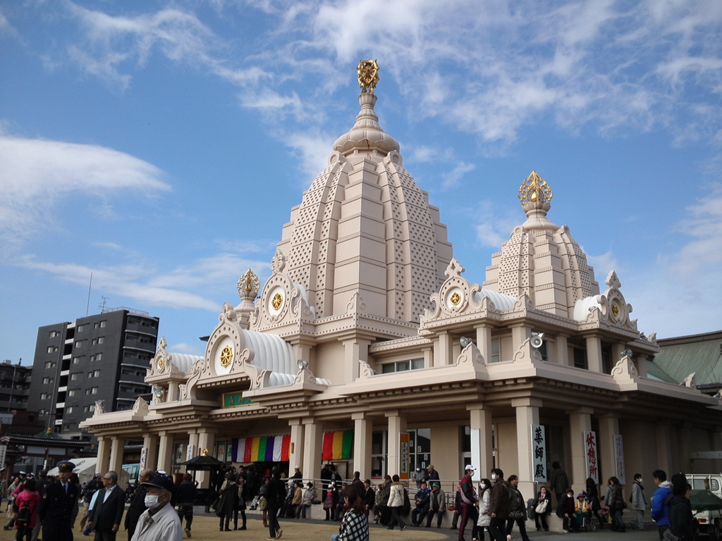 川崎大師(薬師殿)